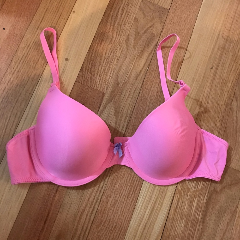NWOT Maidenform Demi Coverage T-shirt Bra